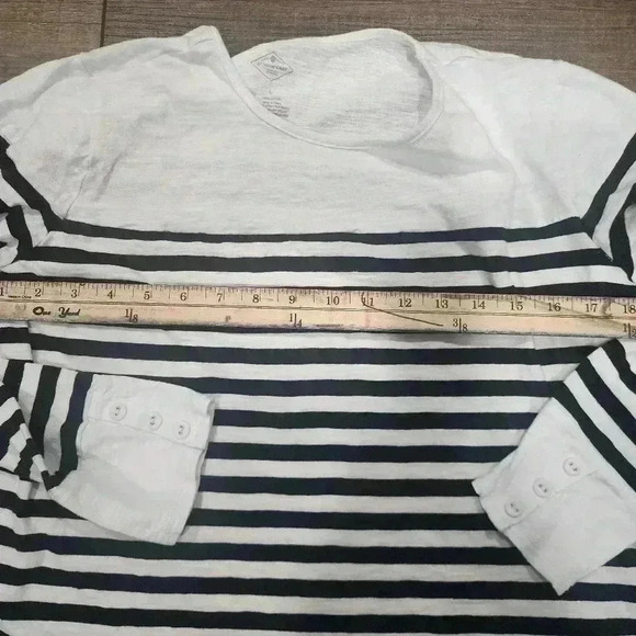 St John's Bay Round Neck Long Sleeve Shirt - Striped Black/White Women's Size L - Picture 6 of 7